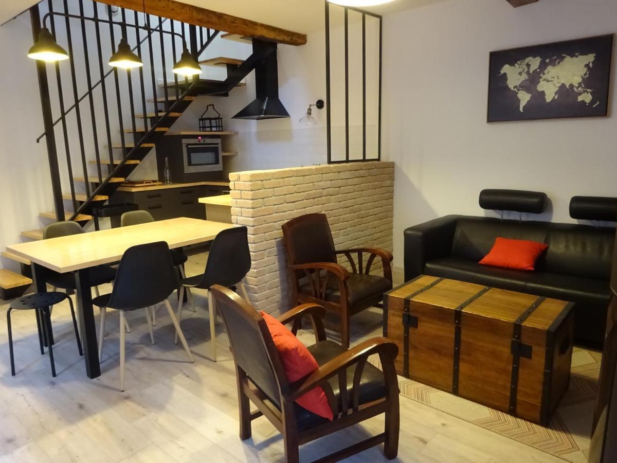 Chatte : agréable maison de rue Exterior foto